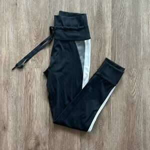 OFFLINE by Aerie Goals Colorblock Legging Black & White Medium